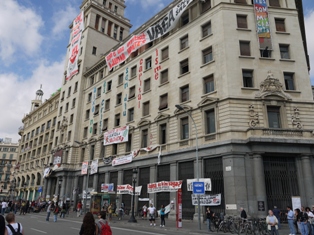 Bank occupied during general strike in Barcelona