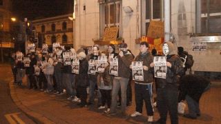 rally outside in support